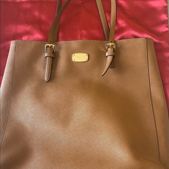 Lightly used Tan Michael Kors Tote - Picture 4 of 5